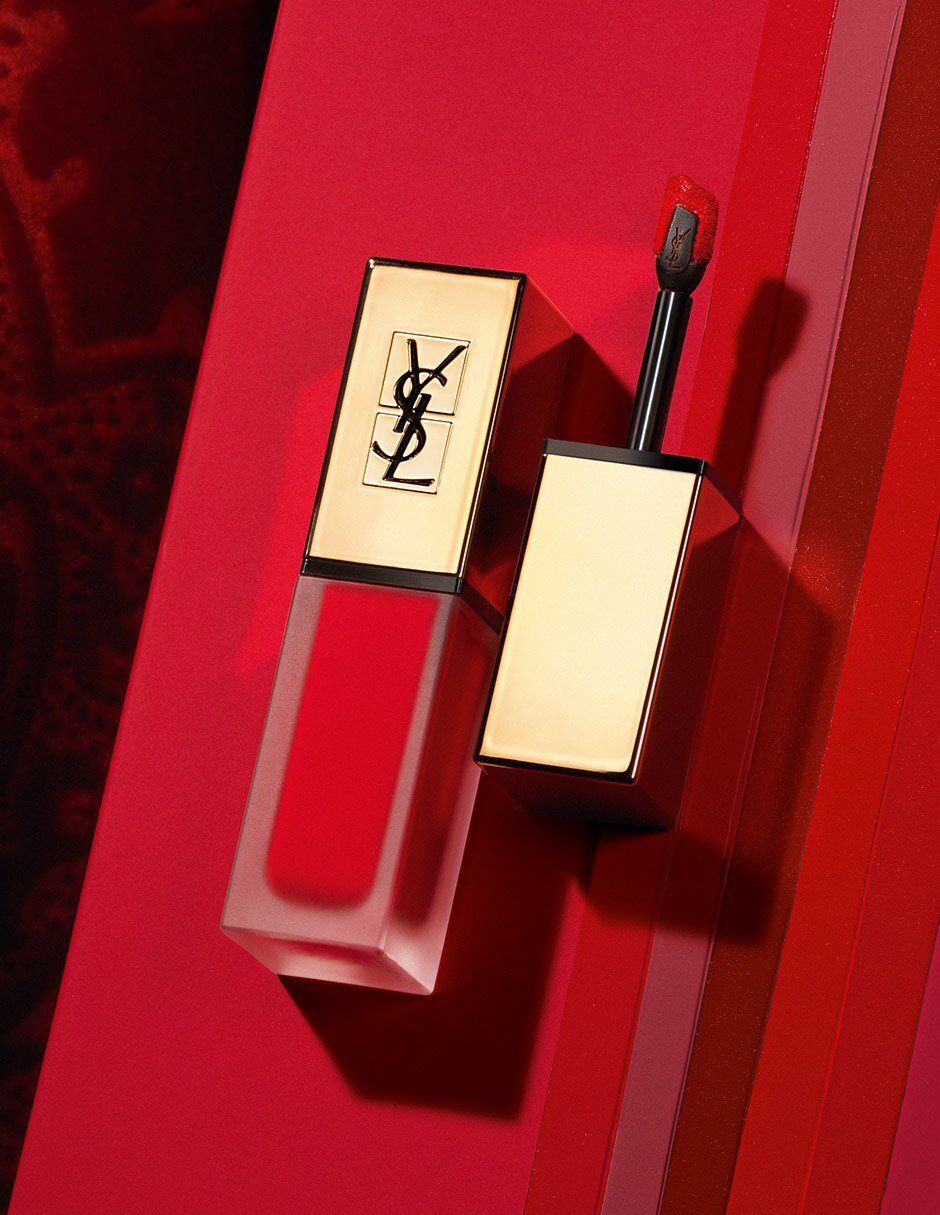 TATOUAGE COUTURE (LABIAL L&Iacute;QUIDO)